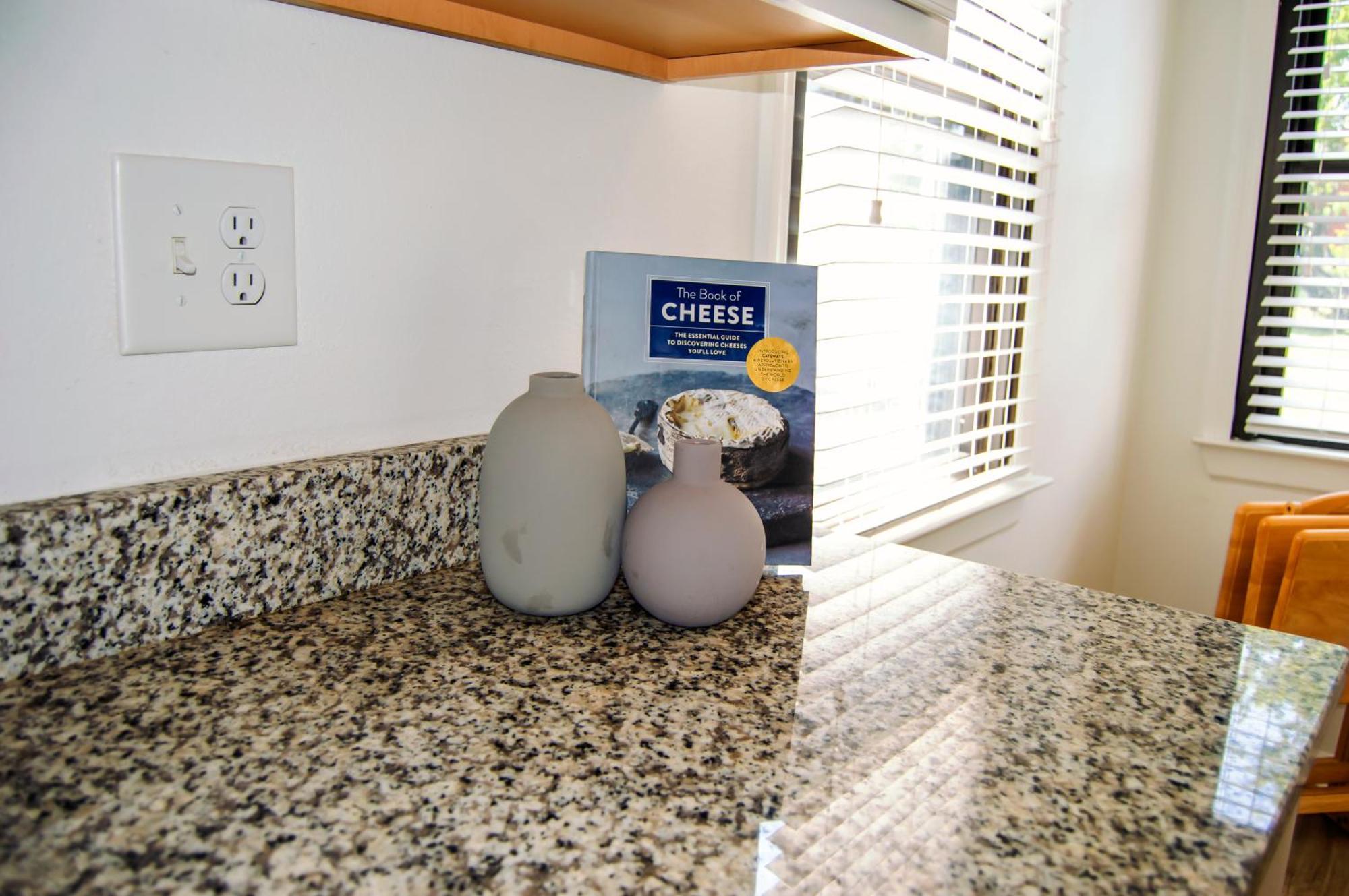 Cozy Condo, Minutes From Broadwy, Sleeps 5 纳什维尔 外观 照片